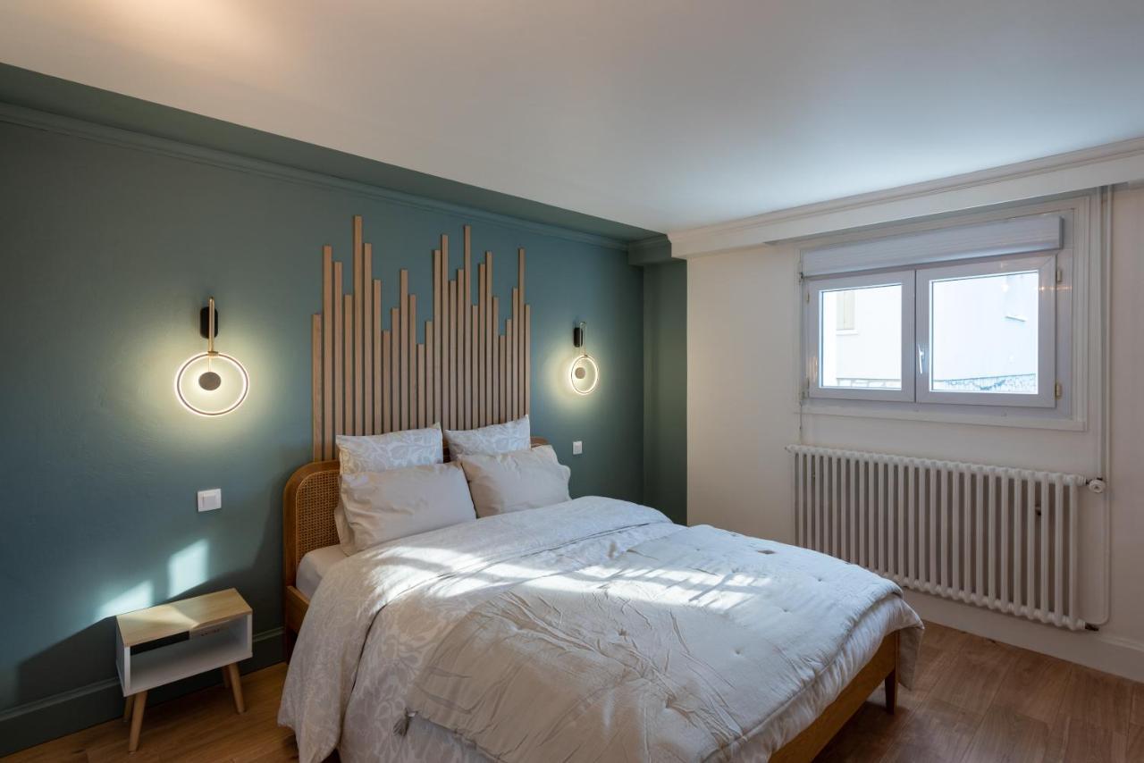 Ferienwohnung Au 9Eme Art La Rochefoucauld Exterior foto